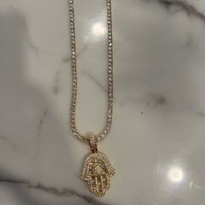 Beautiful Necklace with hamsa